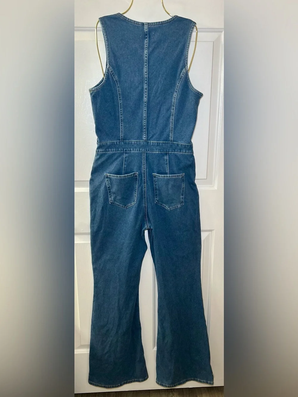 ✨ Jessica Simpson Denim Flare Jumpsuit Whishered Blue Retro 70s Size 8 - Picture 7 of 8